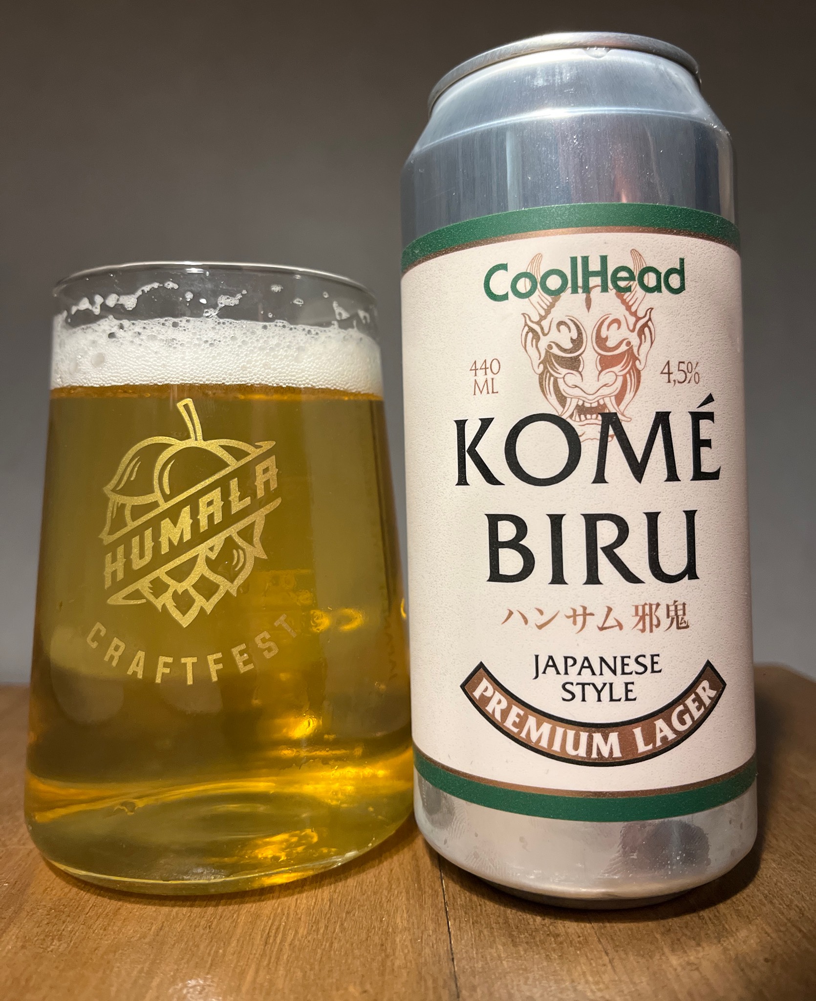 Komé Biru, Finland