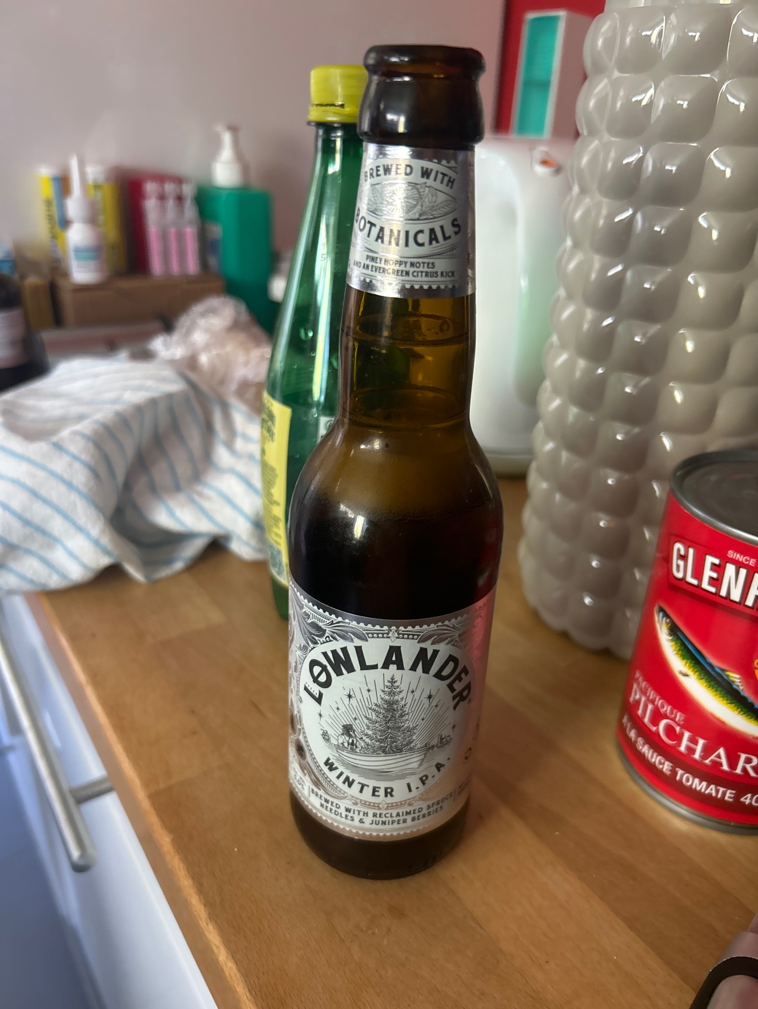 Winter I.P.A., Lowlander Botanical Beer