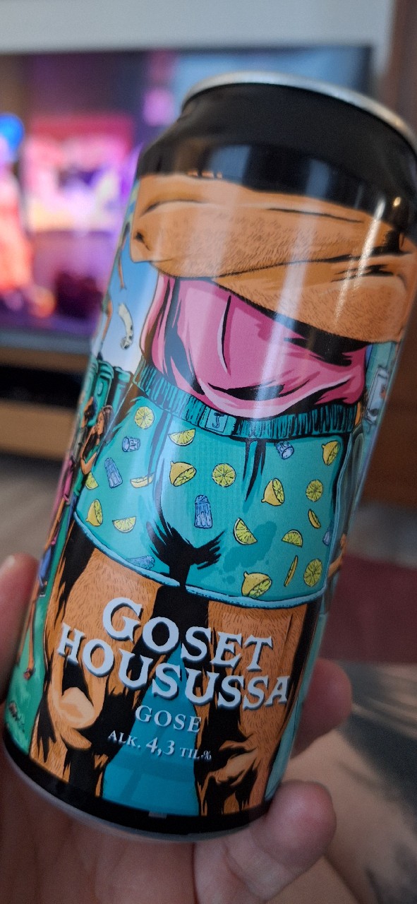 Goset Housussa, Finland