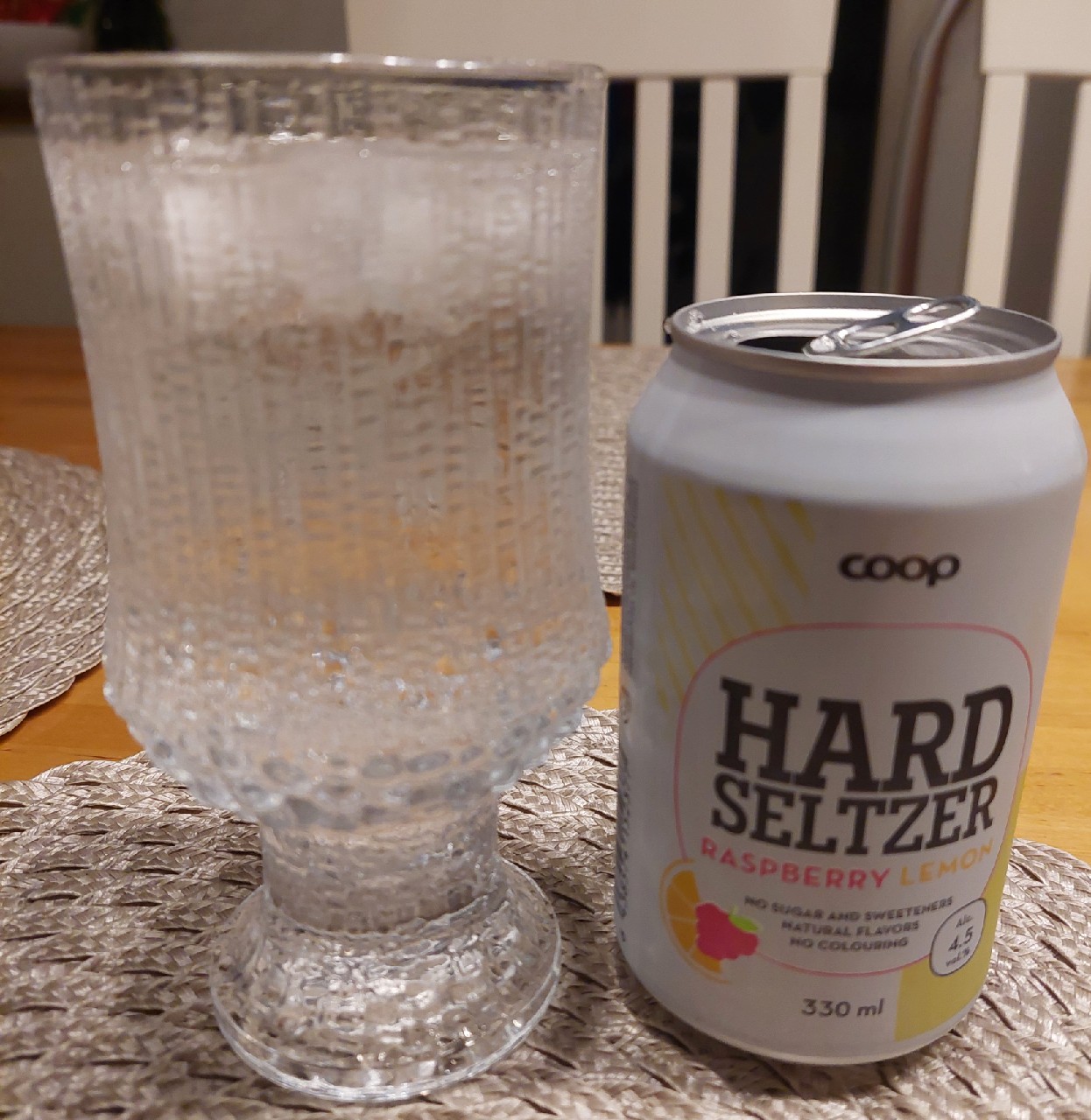 Coop Raspberry-Lemon Hard Seltzer, Finland