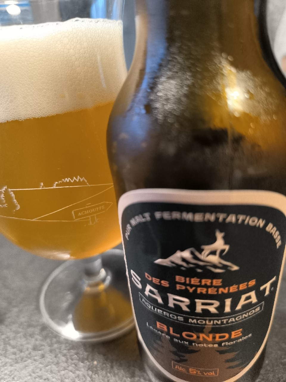 Sarriat Blonde, Sarriat | Hèita A Casa