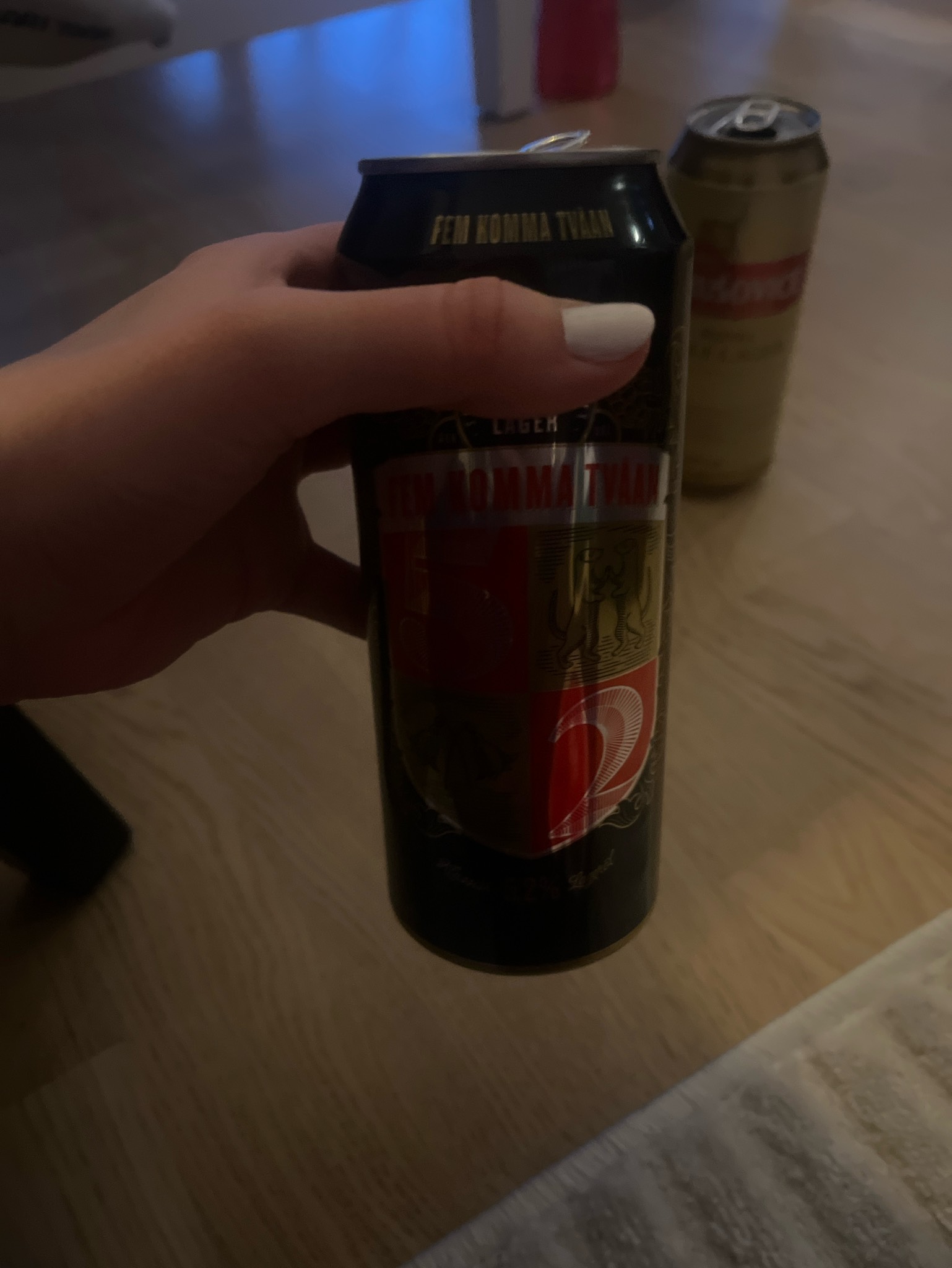 Fem Komma Tvåan, Sweden