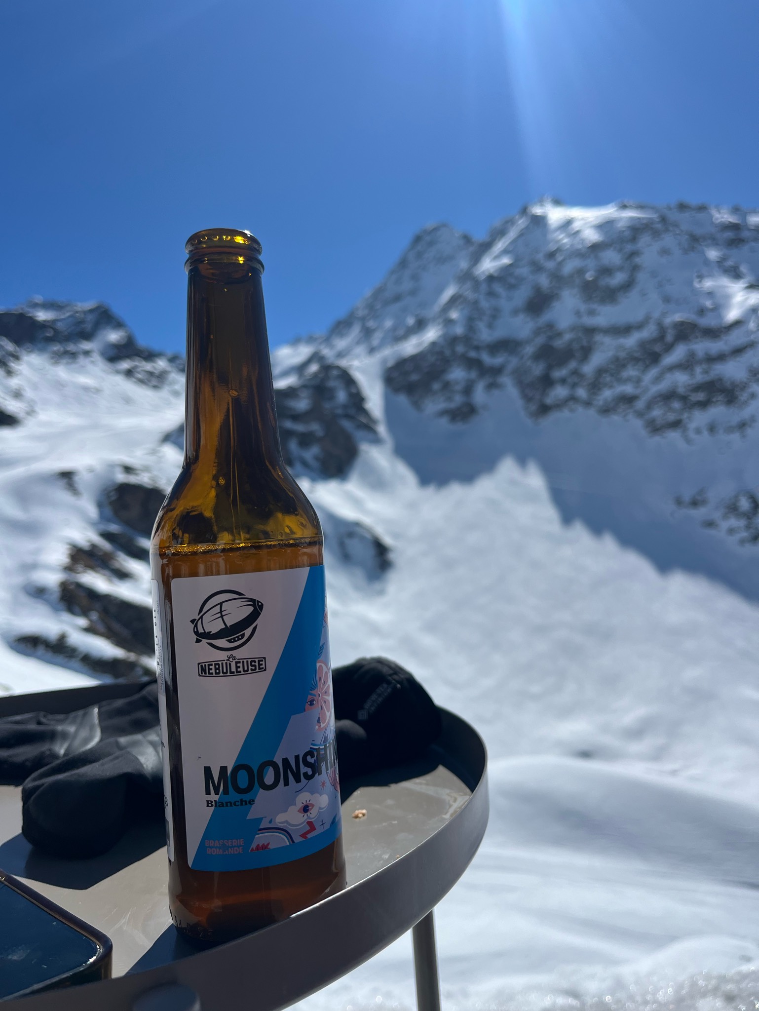 Moonshine, La Nébuleuse