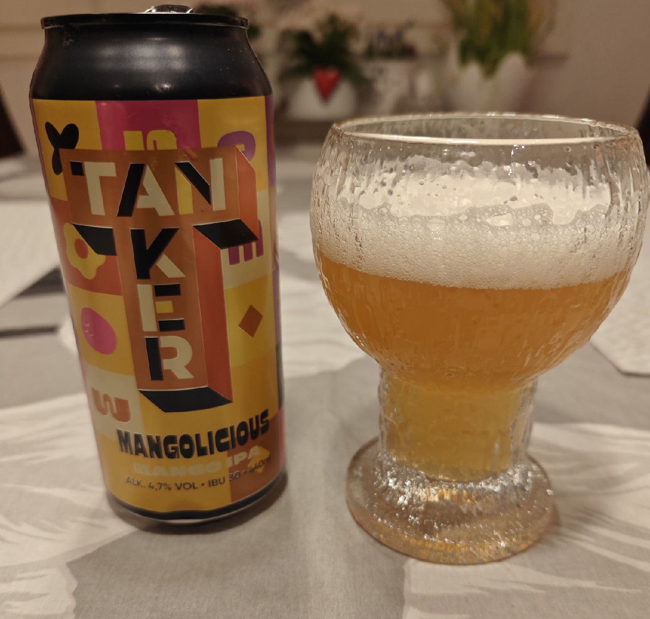 Mangolicious, Estonia