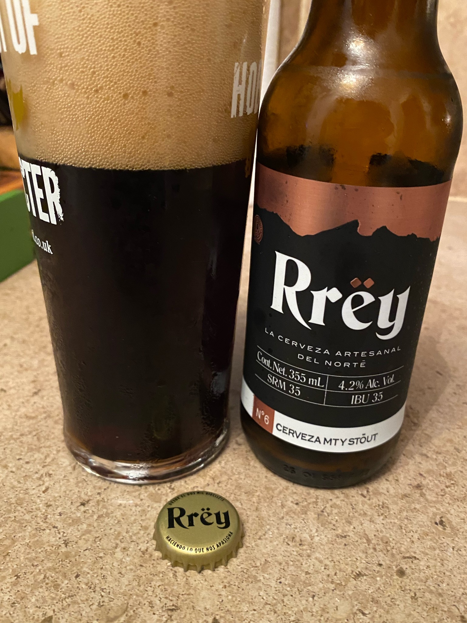 Rrey No 6 Stout, Cervecería Cabrito