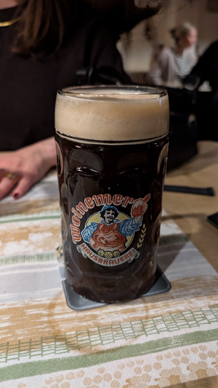 Bierzeit Dunkel, Woinemer Hausbrauerei