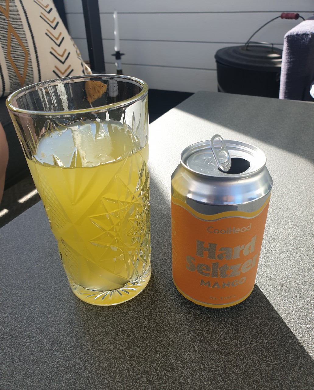 Hard Seltzer Mango, Finland