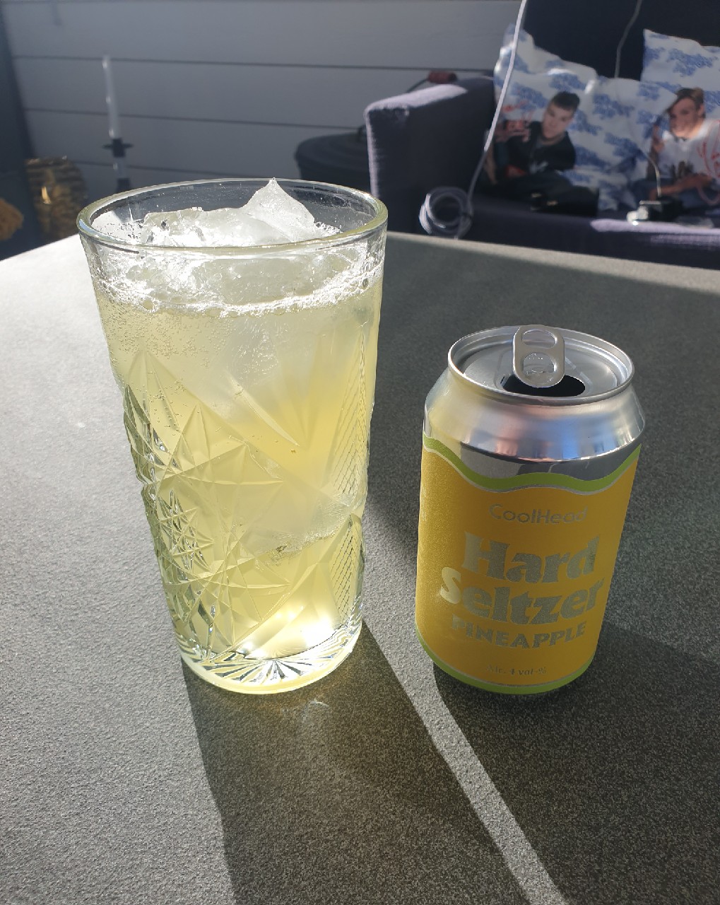 Hard Seltzer Pineapple, Finland