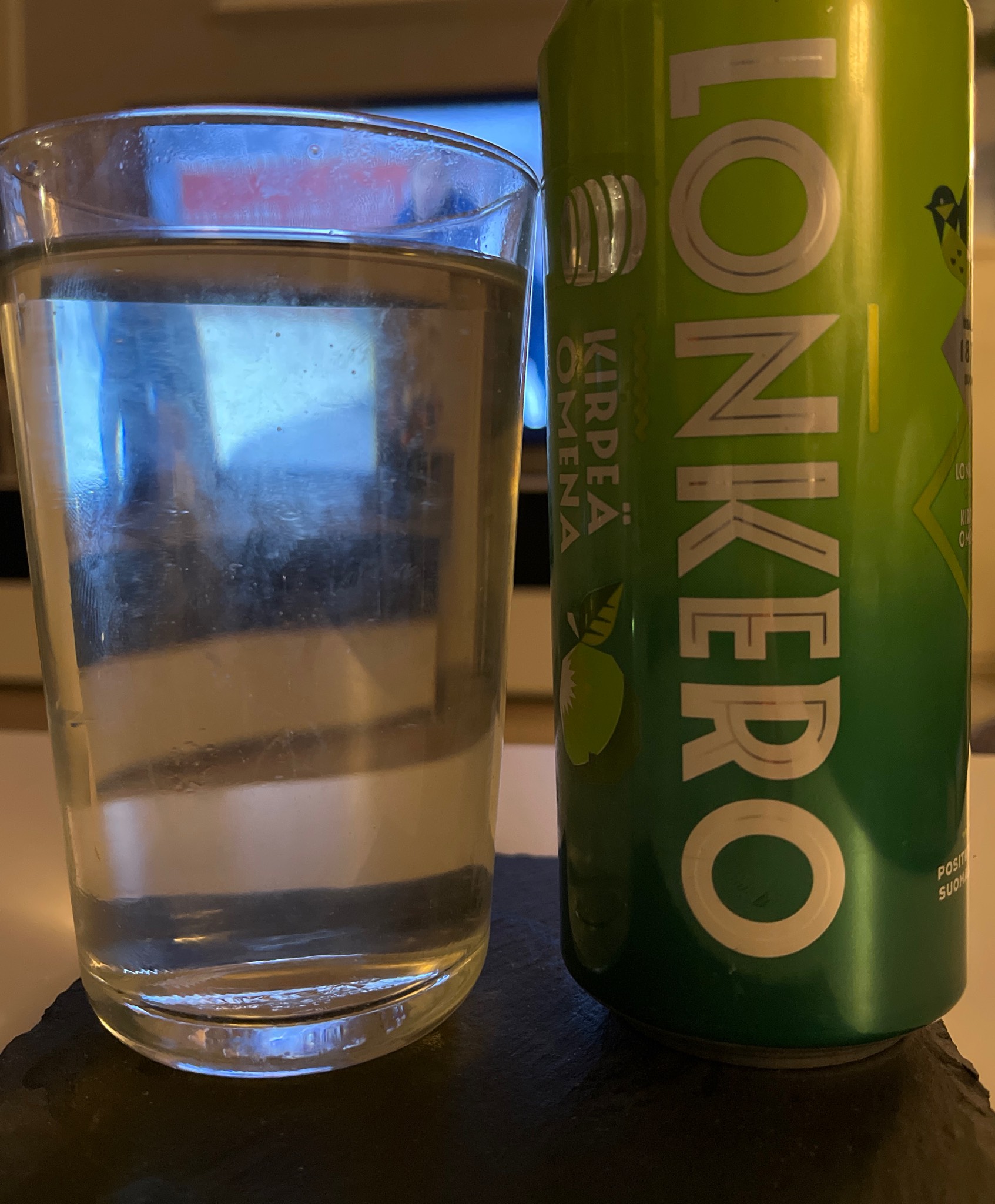 Kirpeä Omena Lonkero 5.0%, Finland