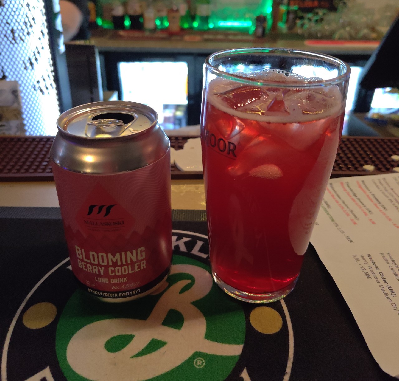 Blooming Berry Cooler Long Drink, Finland