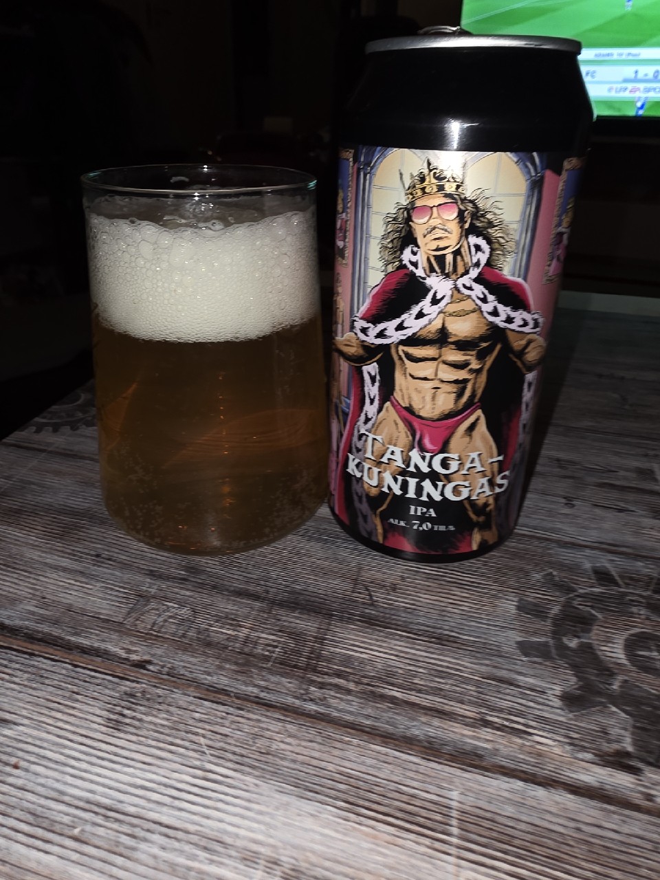 Tangakuningas, Finland