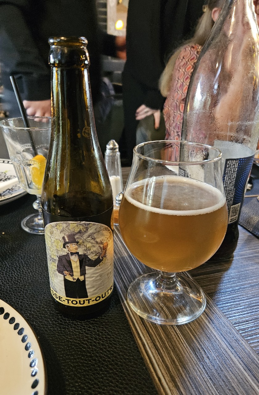 Passe-Tout-Outre, Brasserie de L'Abbaye des Rocs