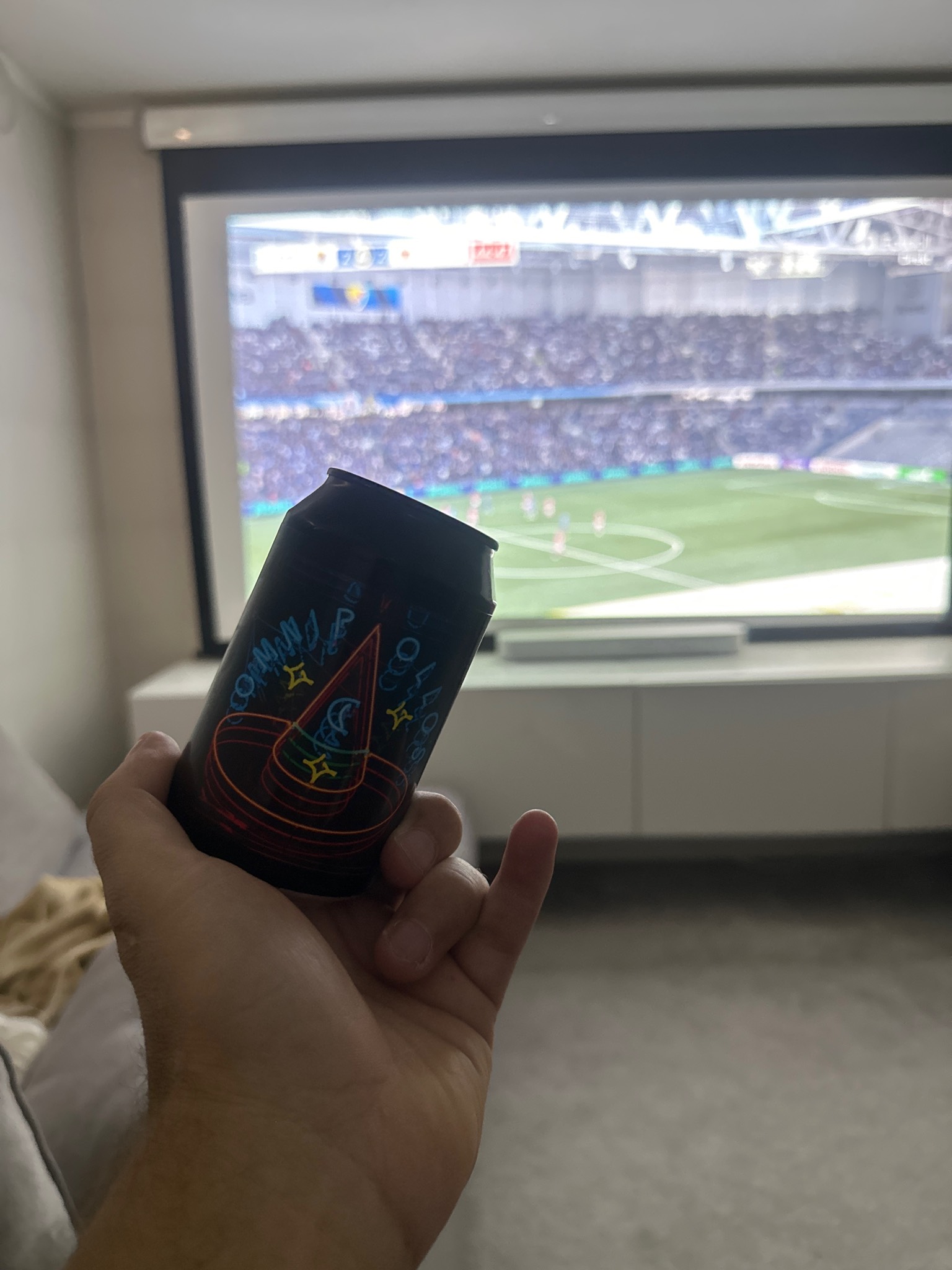 Omnipollos Hatt, Sweden