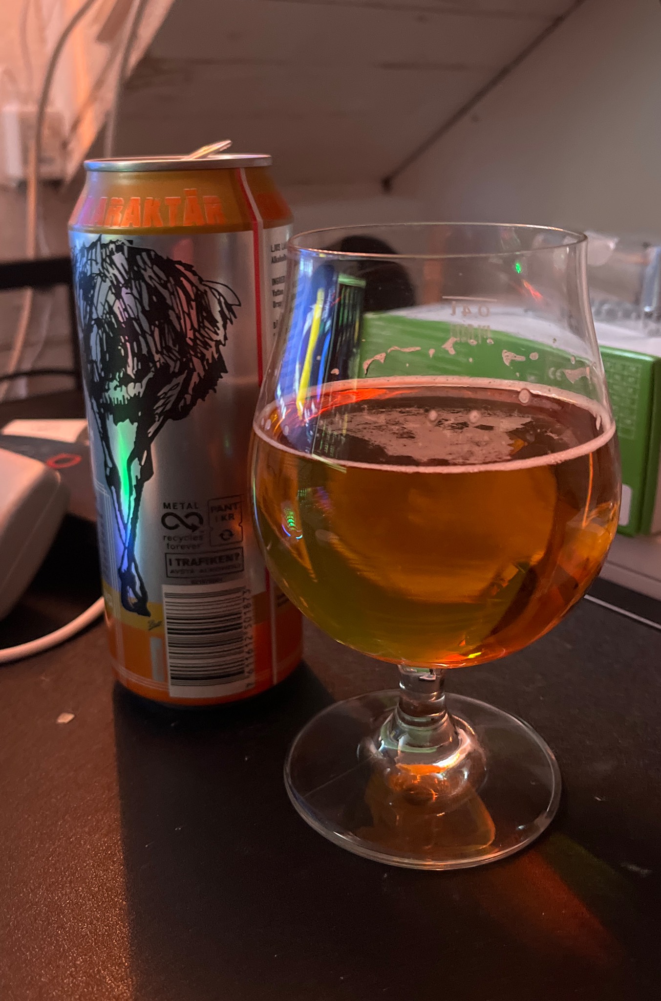 Ljus Lager Premium Quality 2,8%, Emdbräu