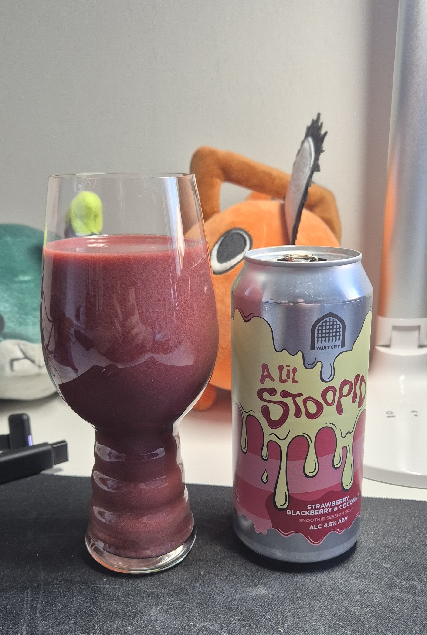 A Lil Stoopid: Strawberry, Blackberry & Coconut, Scotland