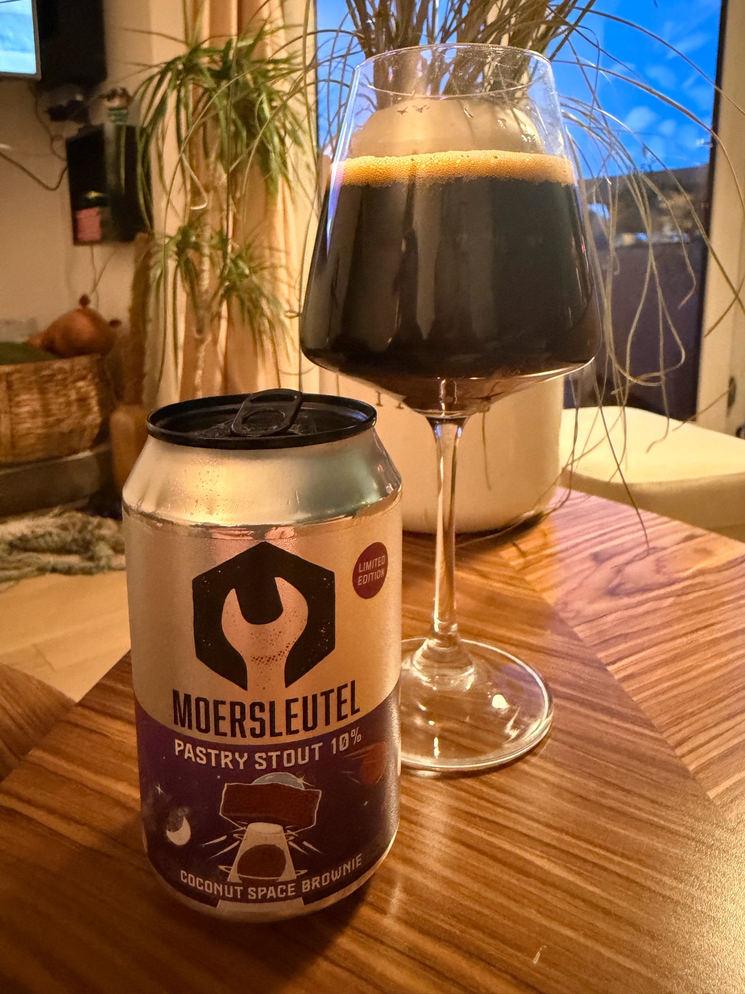 Coconut Space Brownie, Netherlands