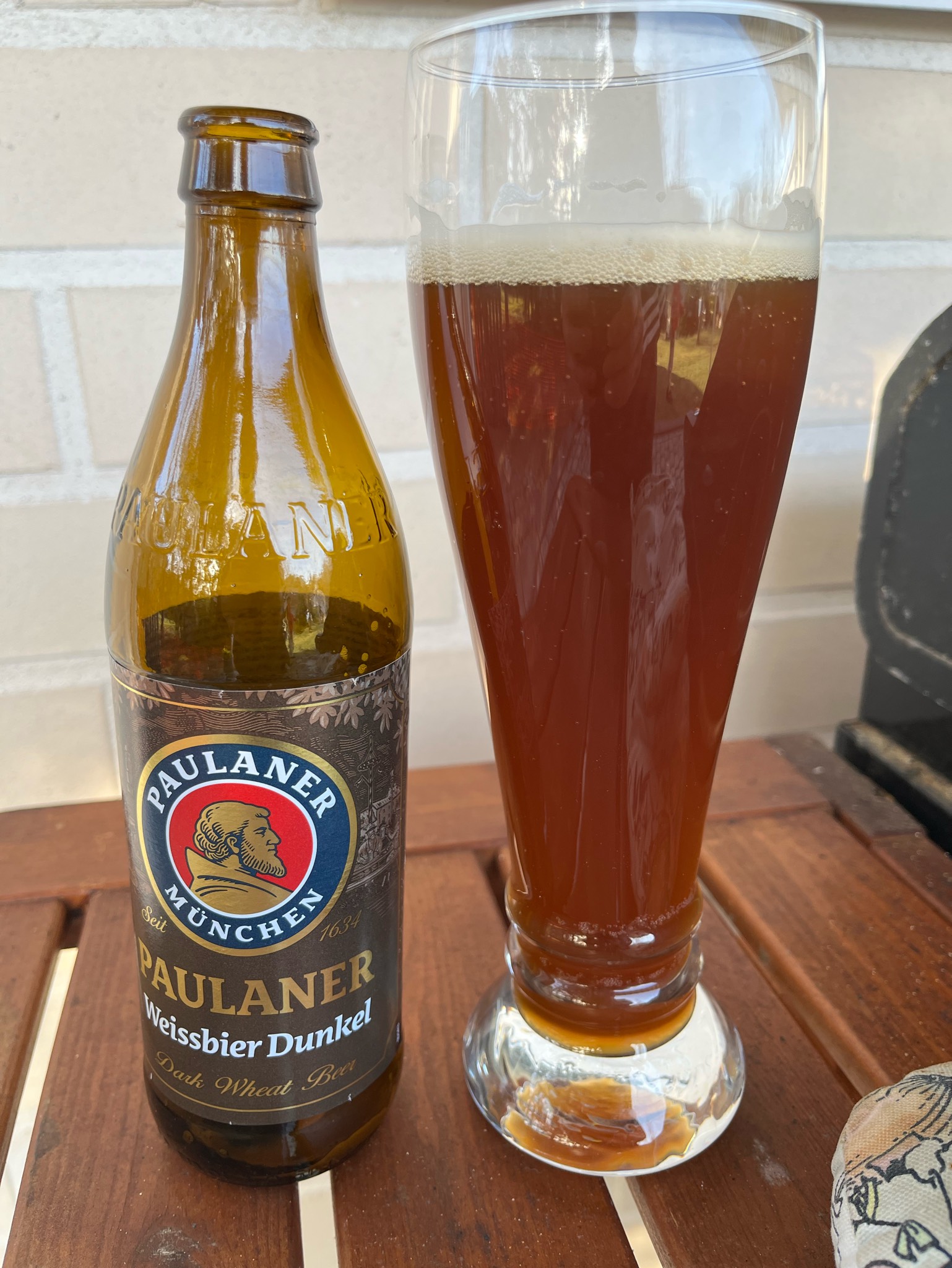 Paulaner Hefe-Weißbier Dunkel, Germany
