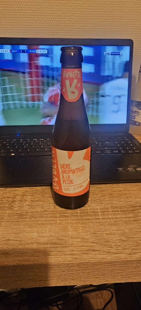Levrette Pêche, Bières Levrette