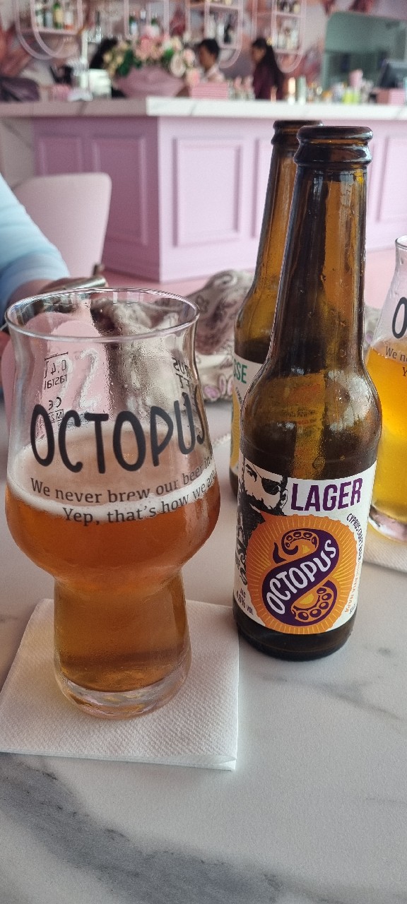 Cumbaros Octopus, Octo Microbrewery