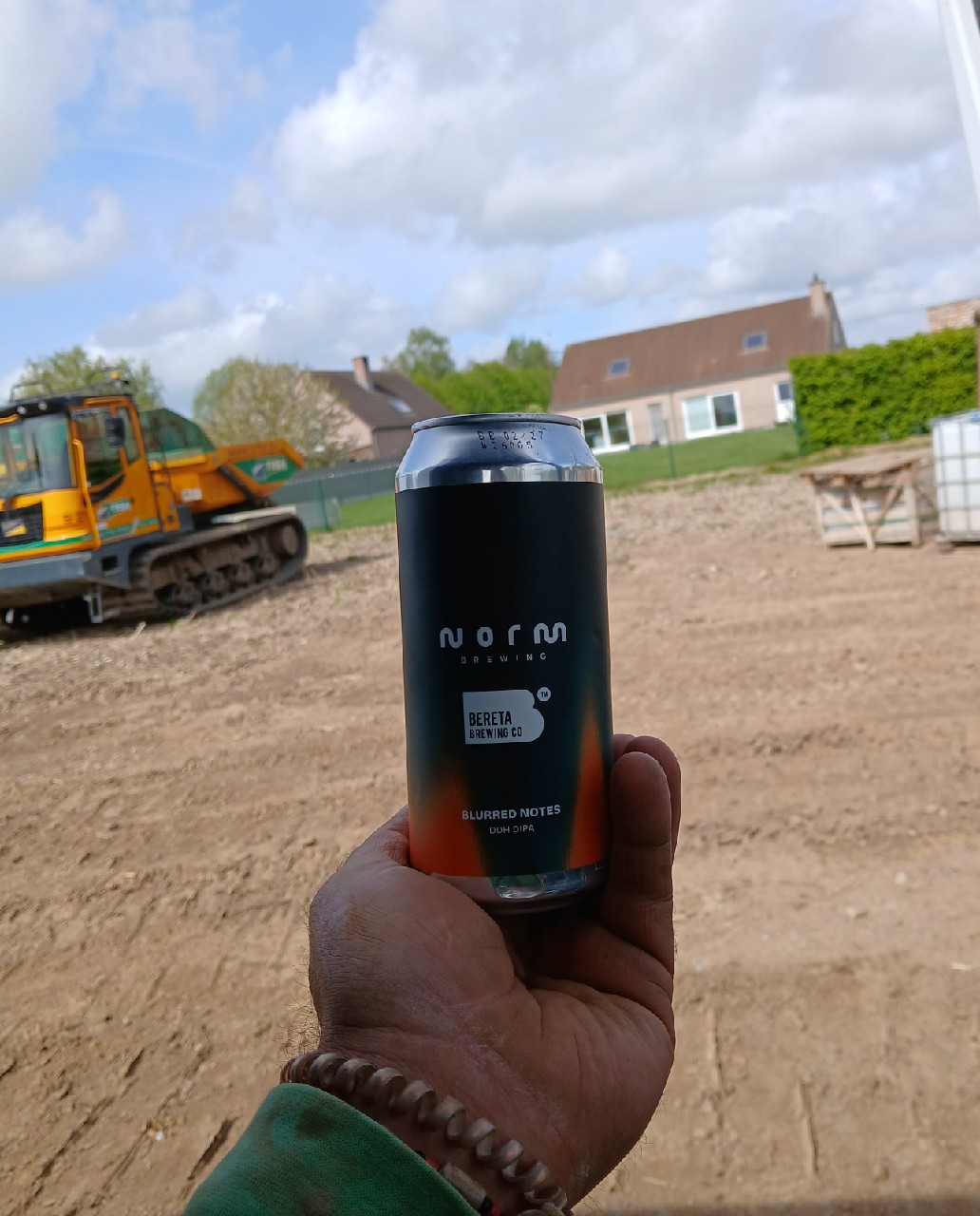 Blurred Notes, Norm Brewing