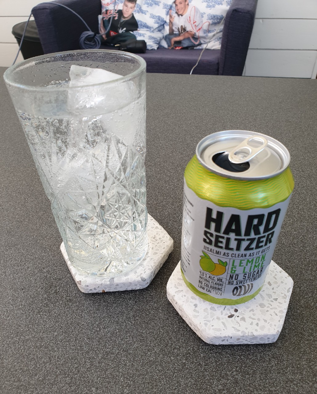 Hard Seltzer Lemon & Lime, Finland