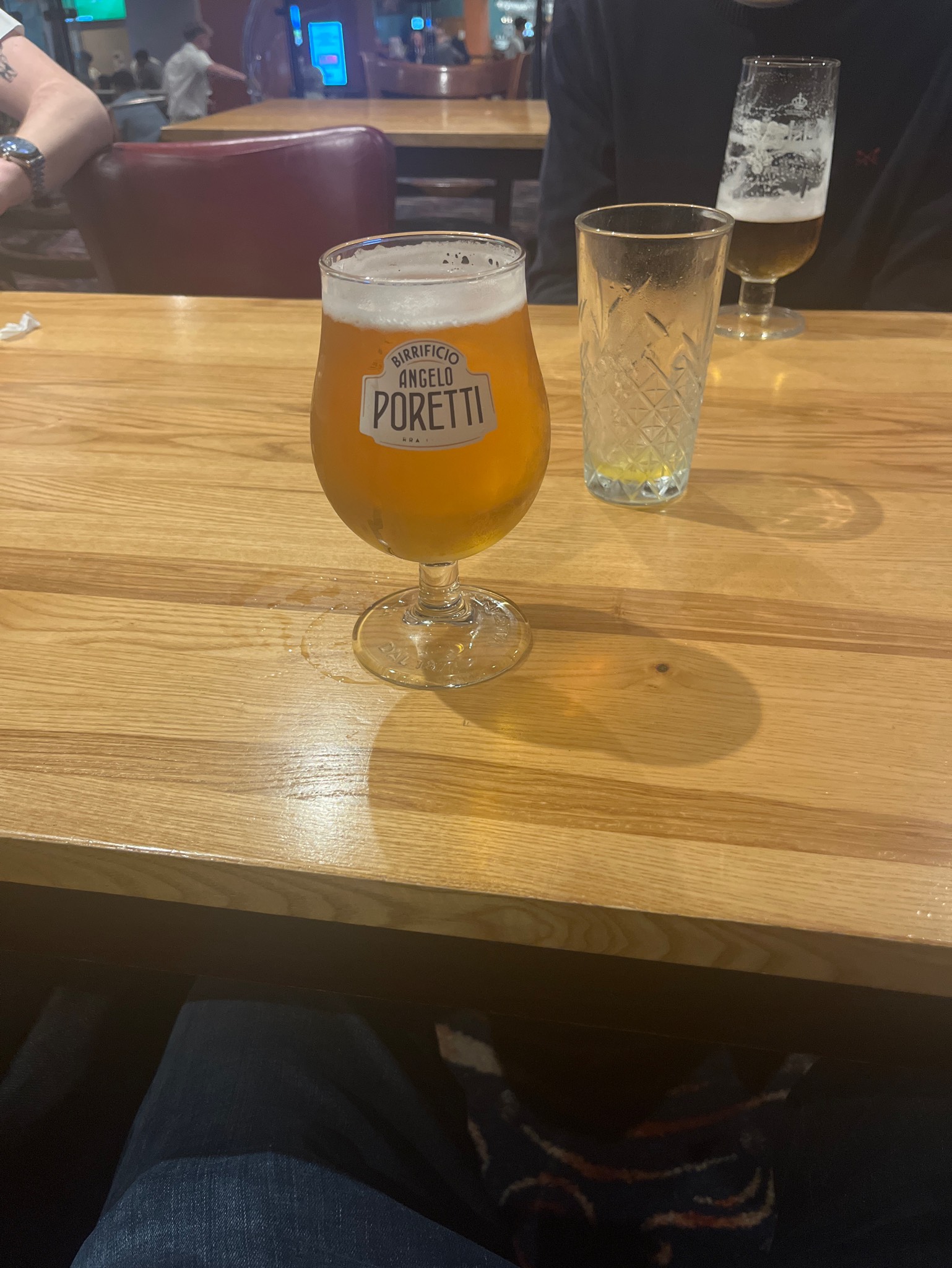 4 Luppoli L'Originale / 4 Hops / Premium Lager, Italy