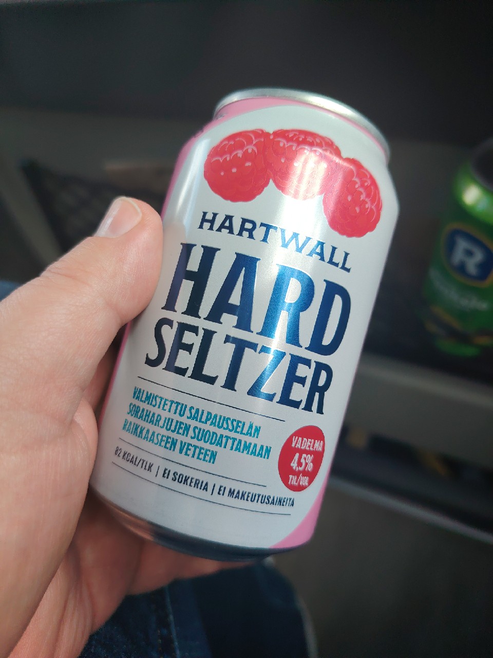 Hartwall Hard Seltzer Vadelma, Finland