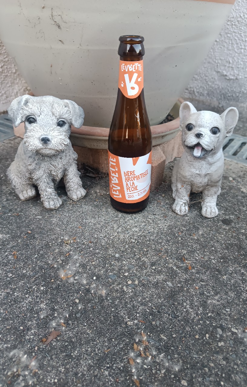 Levrette Pêche, Bières Levrette