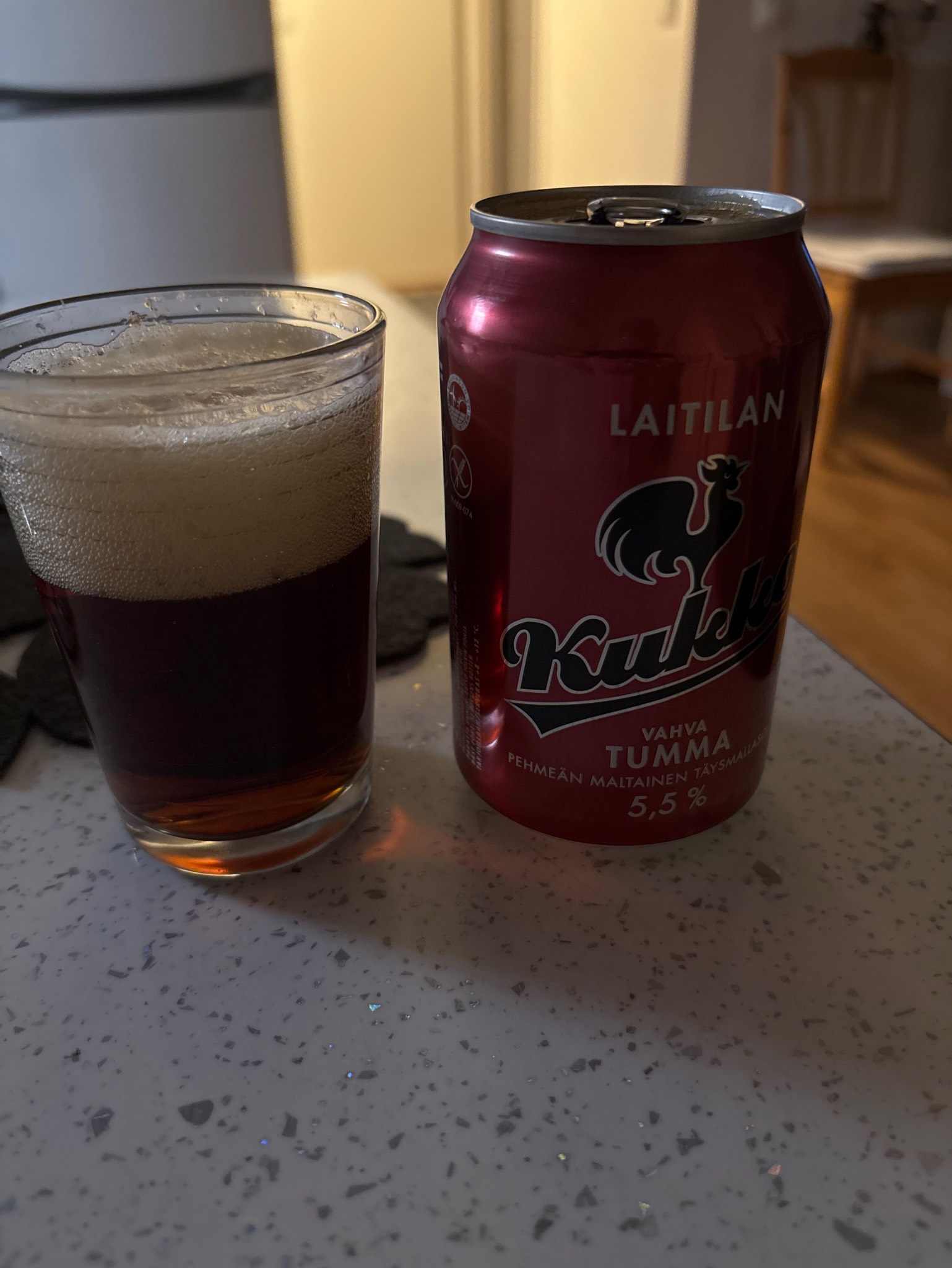 Kukko Vahva Tumma, Finland