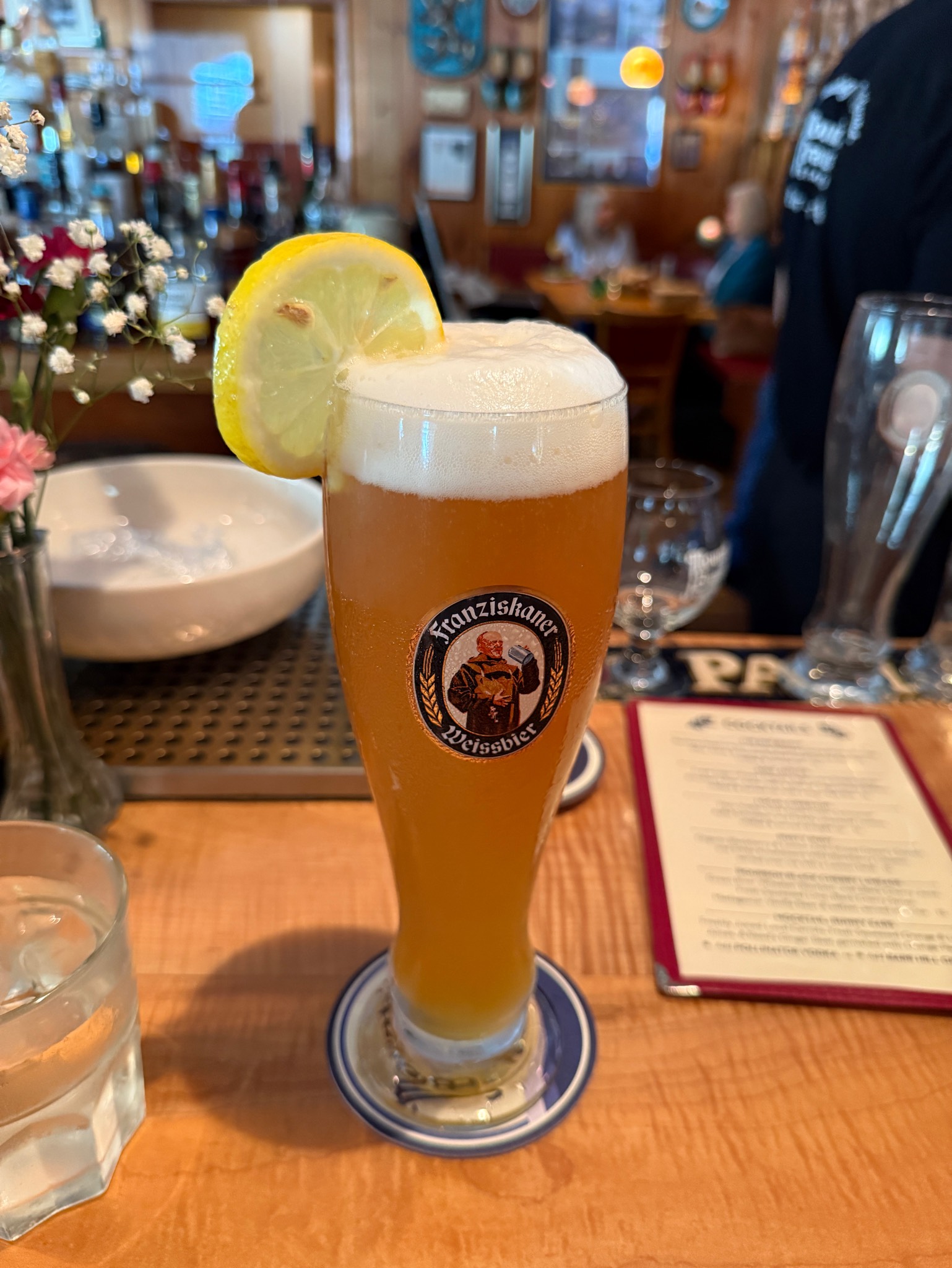 Franziskaner Premium Weissbier Naturtrüb, Spaten-Franziskaner-Löwenbräu Gruppe (AB InBev)