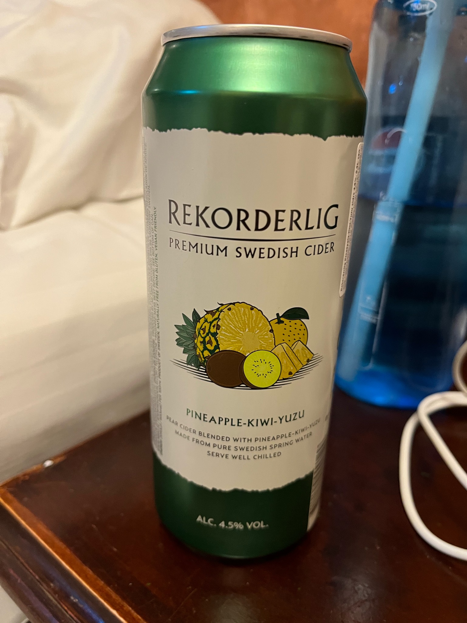 Rekordelig Pineapple - Kiwi - Yuzu, Åbro Bryggeri