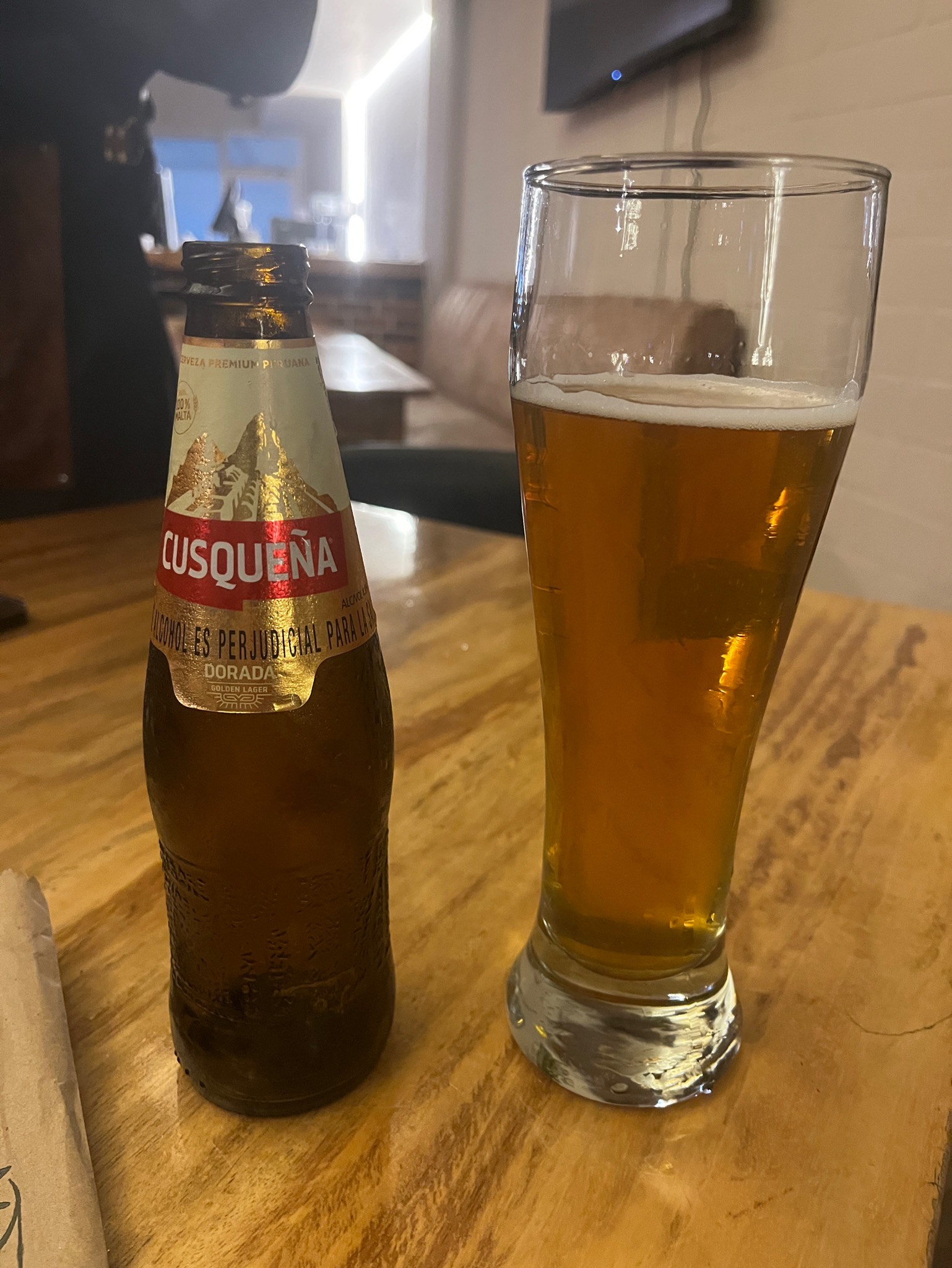 Cusqueña Dorada / Golden Lager, Unión de Cervecerías Peruanas Backus y Johnston (ABInBev)
