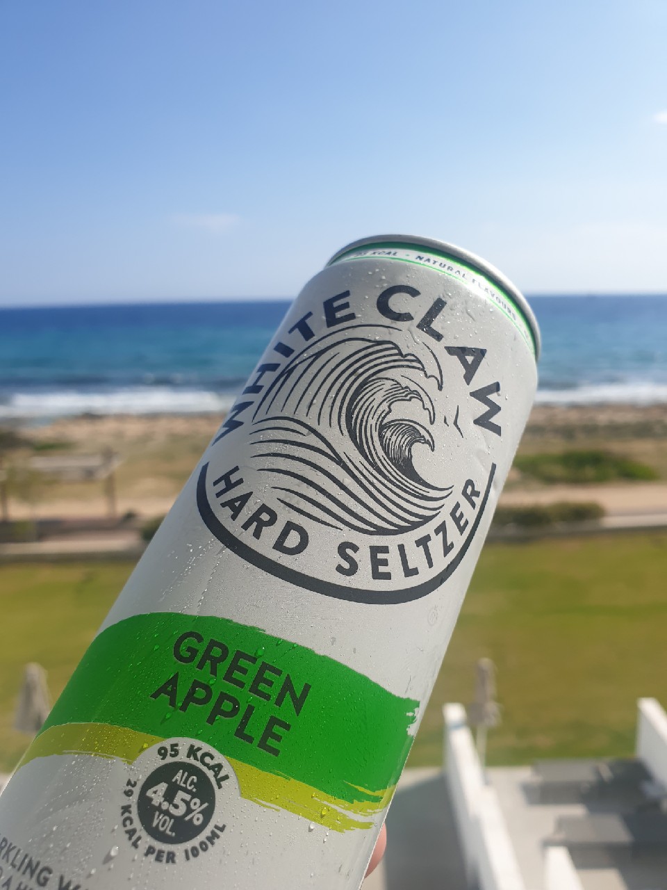 White Claw Green Apple, White Claw Seltzer Works