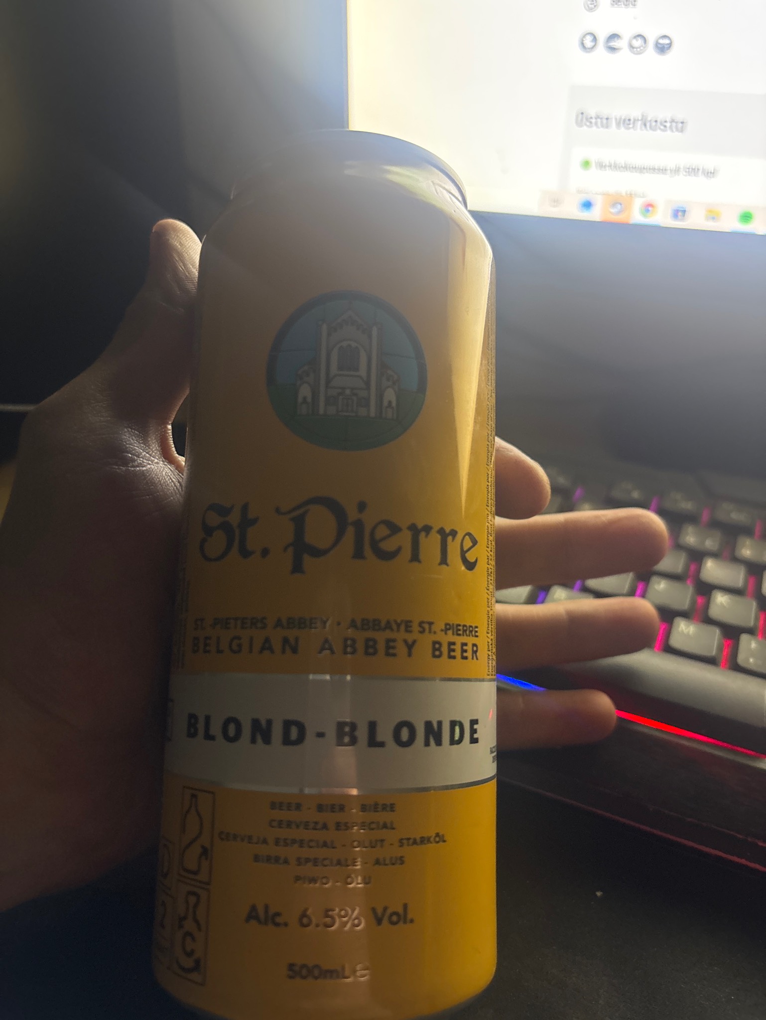 St.pierre blond-blonde, England