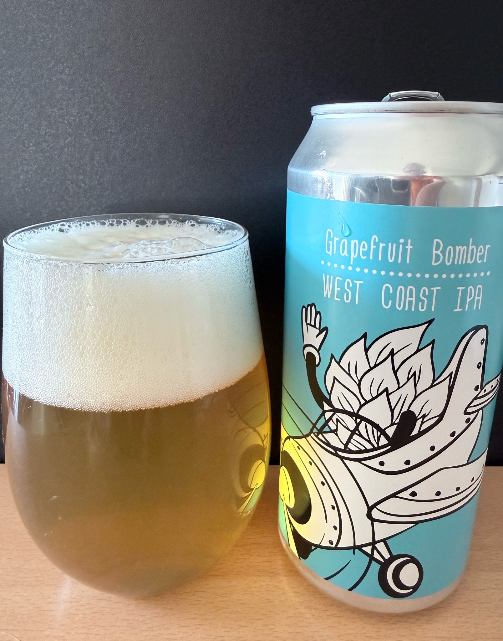 Grapefruit Bomber, Hoppy Traveler
