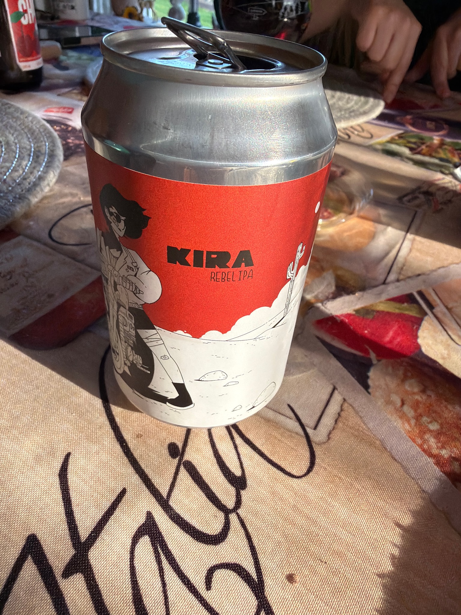 Naya / Kira, la bagarre