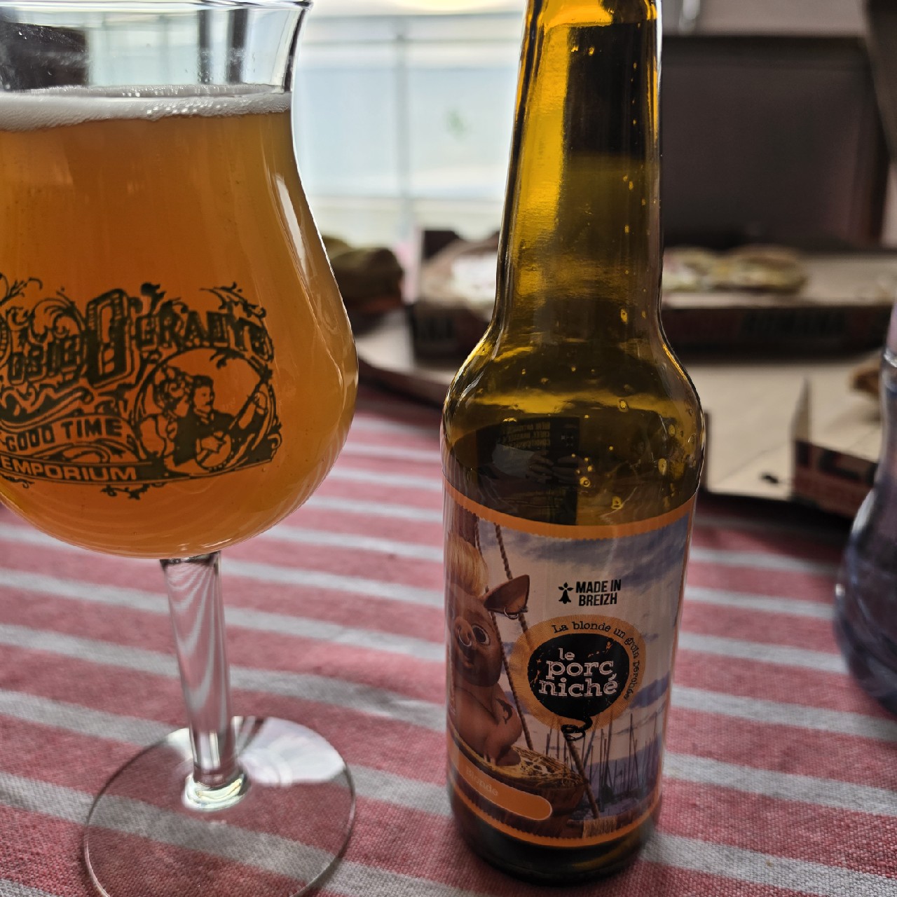 Le Porc Niché Blonde, Brasserie De La B