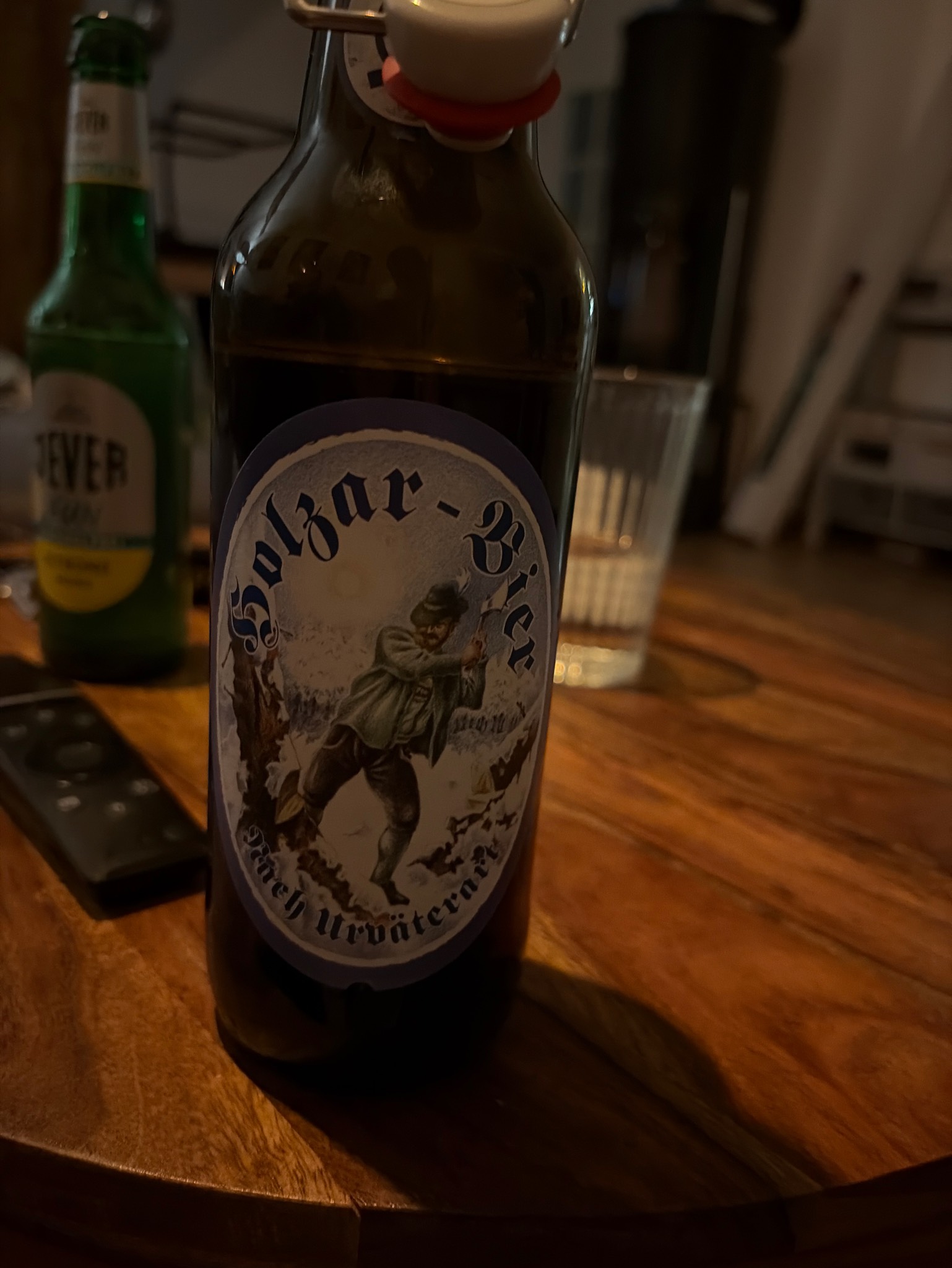 Holzar-Bier, Privatbrauerei Höss der Hirschbräu