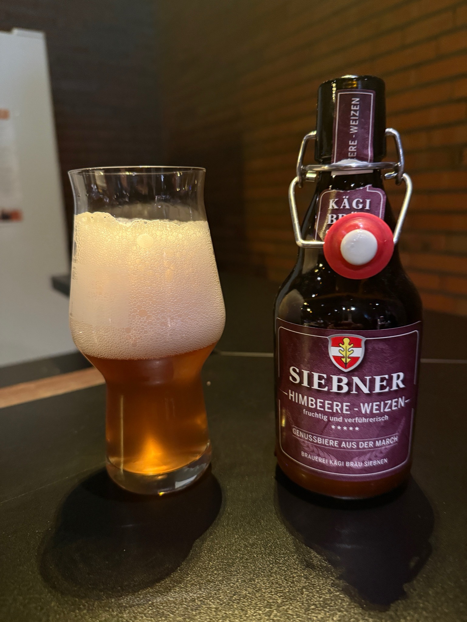 Siebner Himbeere-Weizen, Brauerei Kägi Bräu Siebnen