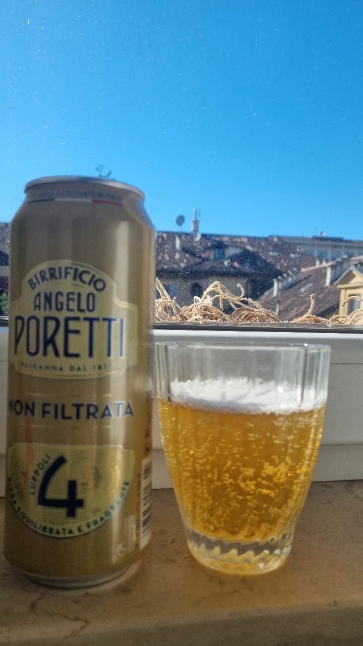 4 Luppoli Non Filtrata, Italy