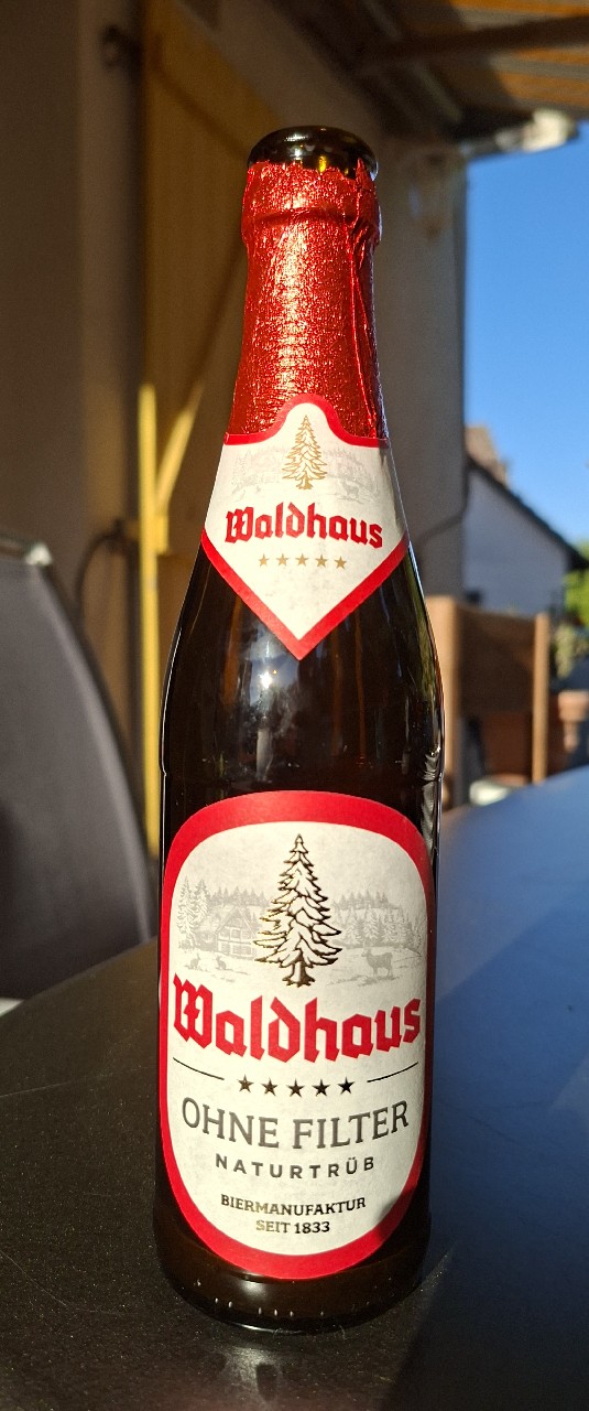 Ohne Filter Naturtrüb, Waldhaus Privatbrauerei