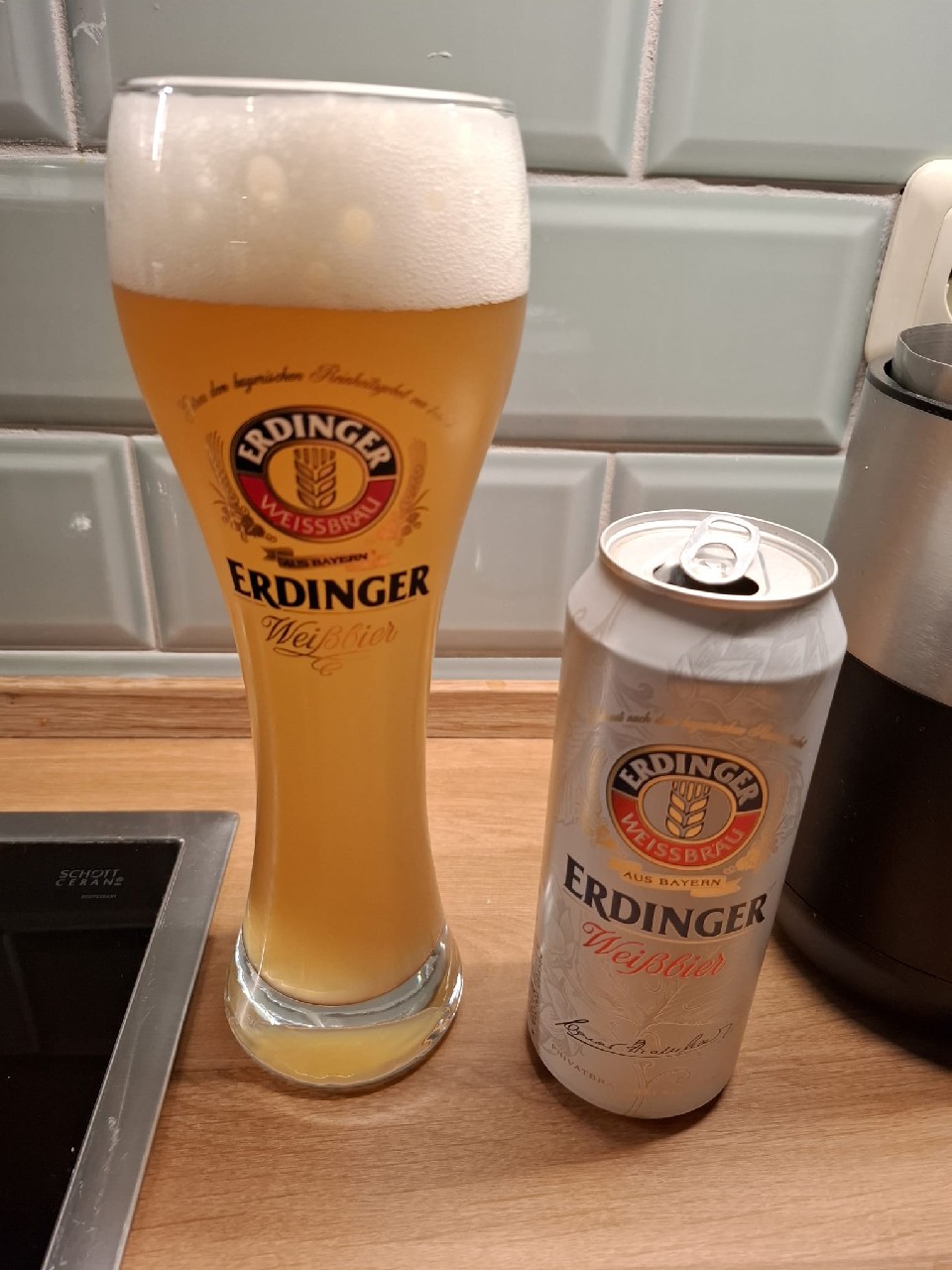 Erdinger Weißbier / Hefe-Weizen, Erdinger Weissbräu