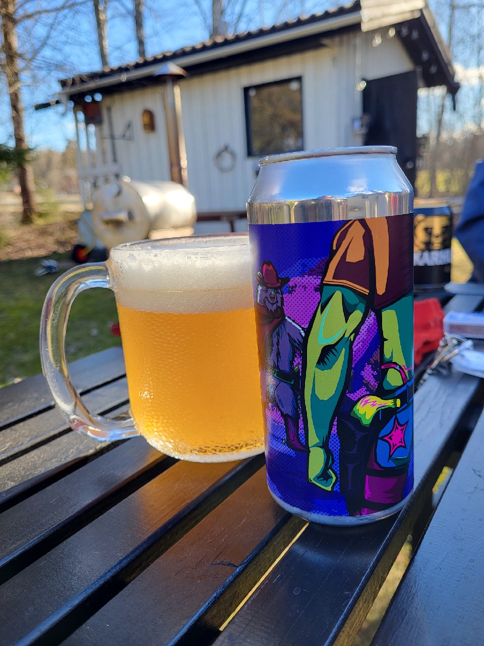 Claws Vs Cheeks, Finland