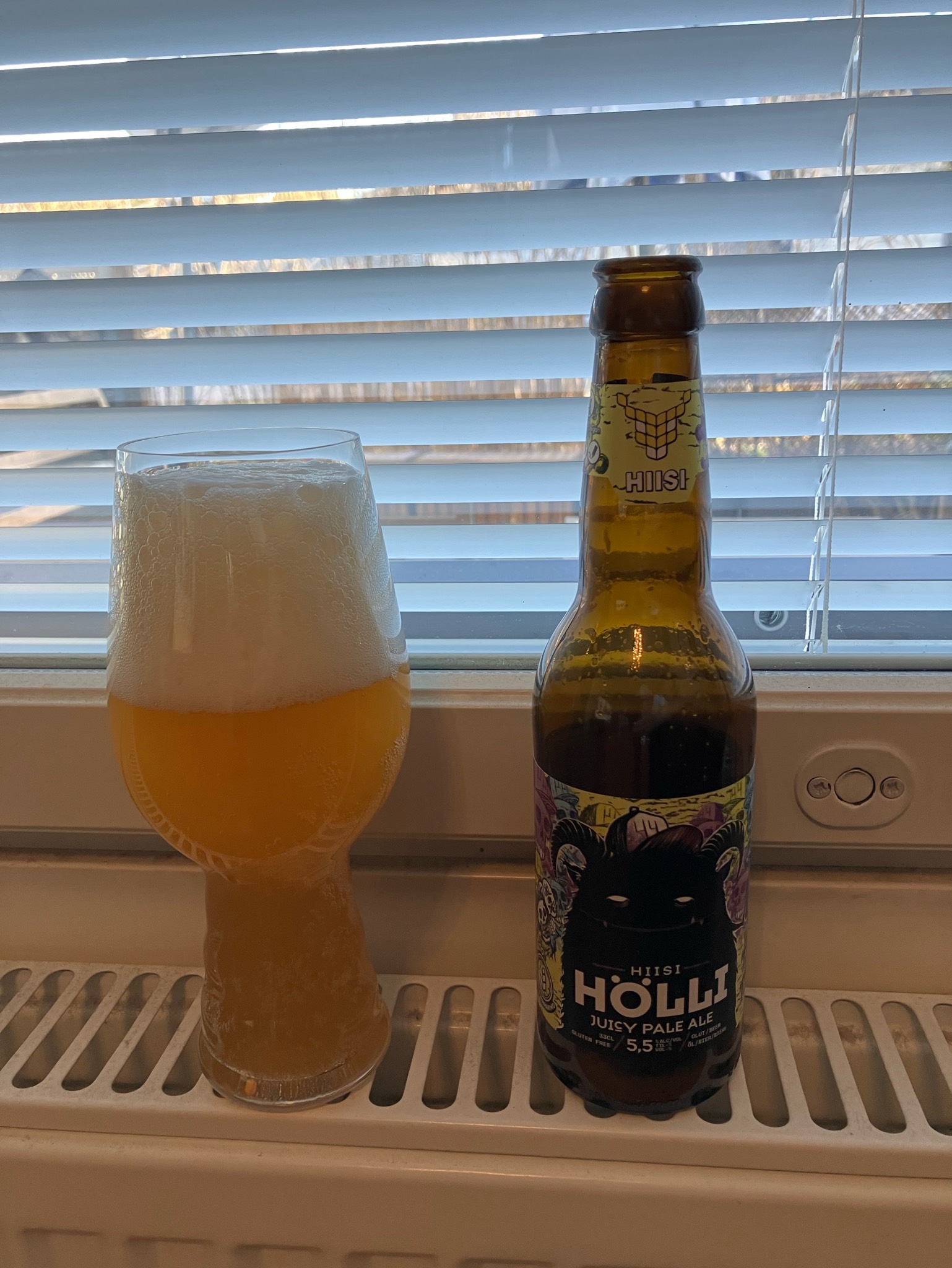 Hölli, Panimo Hiisi