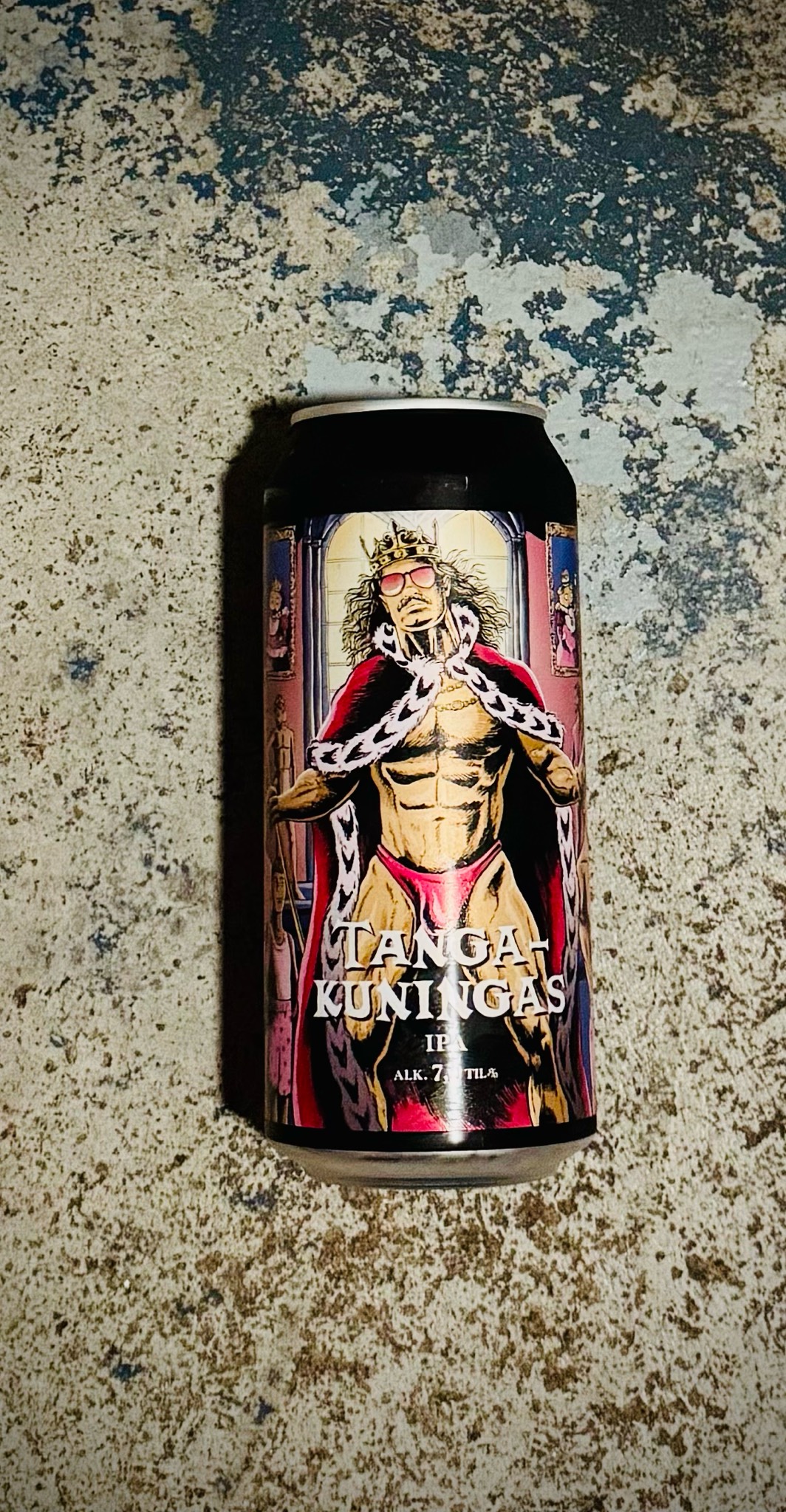 Tangakuningas, Panimoyhtiö Tuju