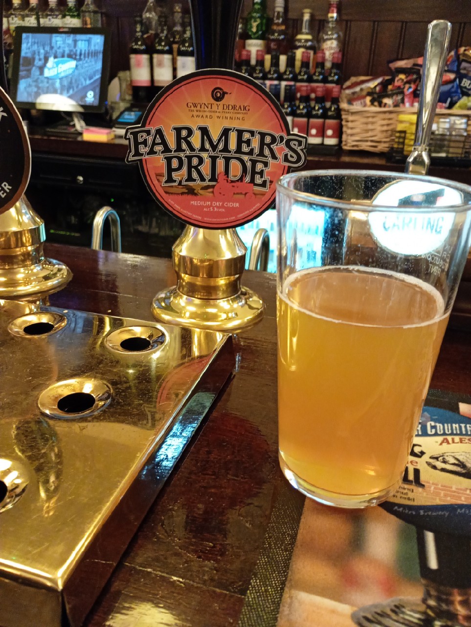 Farmer's pride, Gwynt Y Ddraig