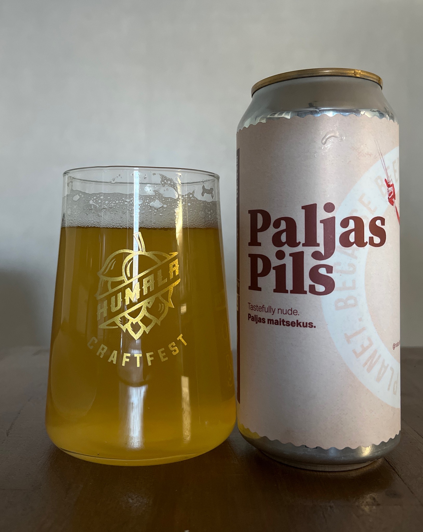Paljas Pils, Estonia