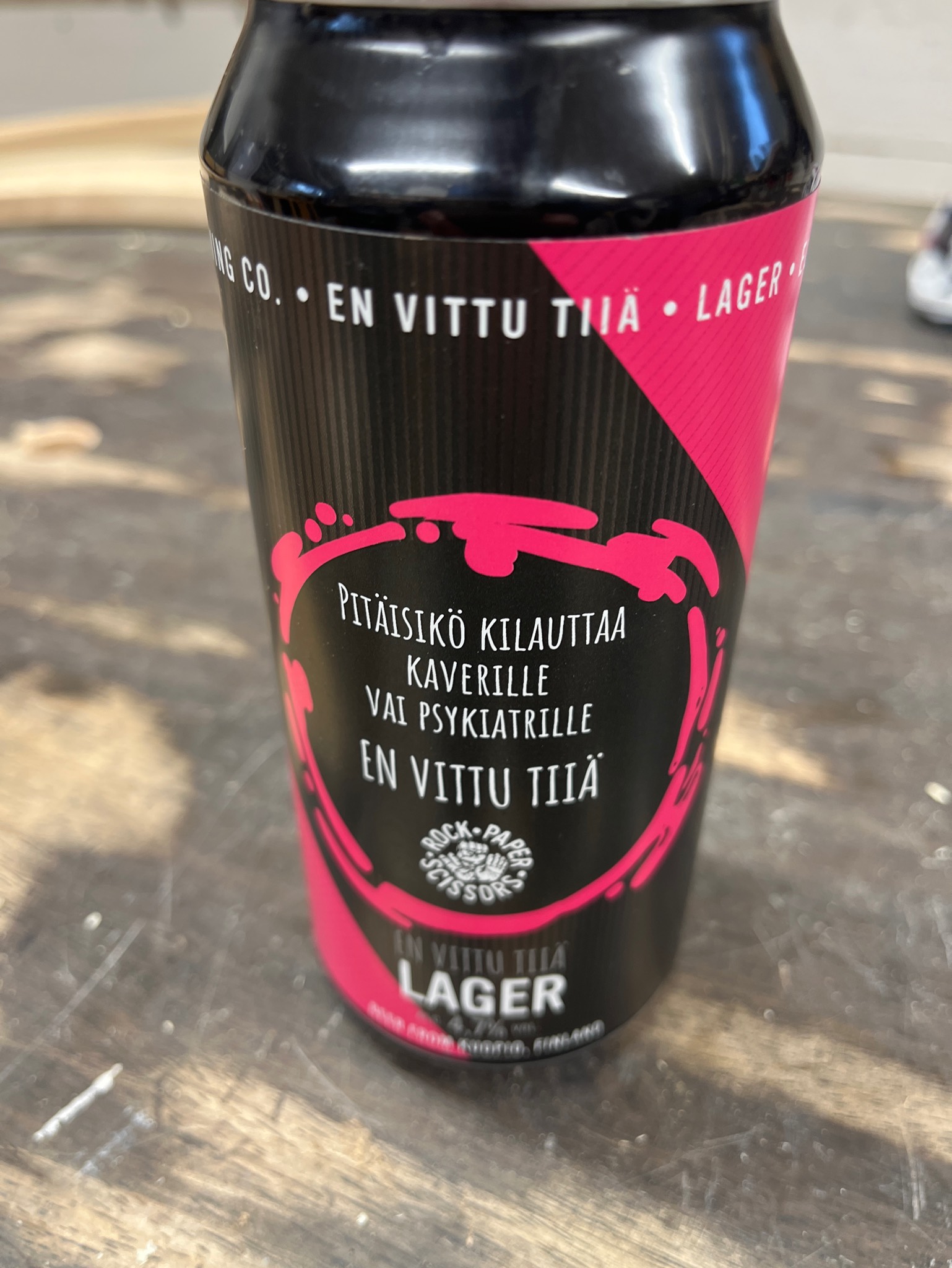 En Vittu Tiiä, Finland