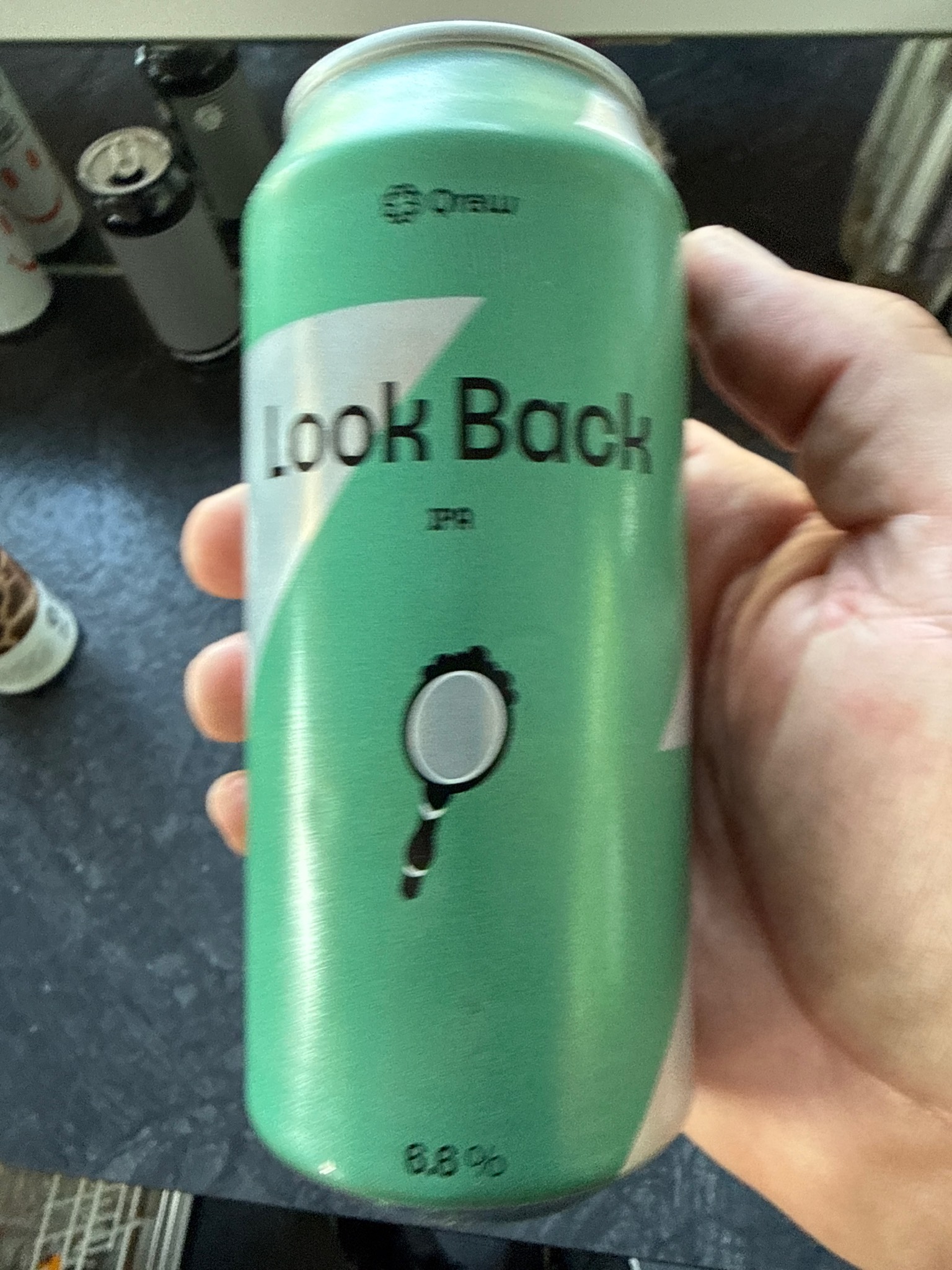 Look back, Qrew