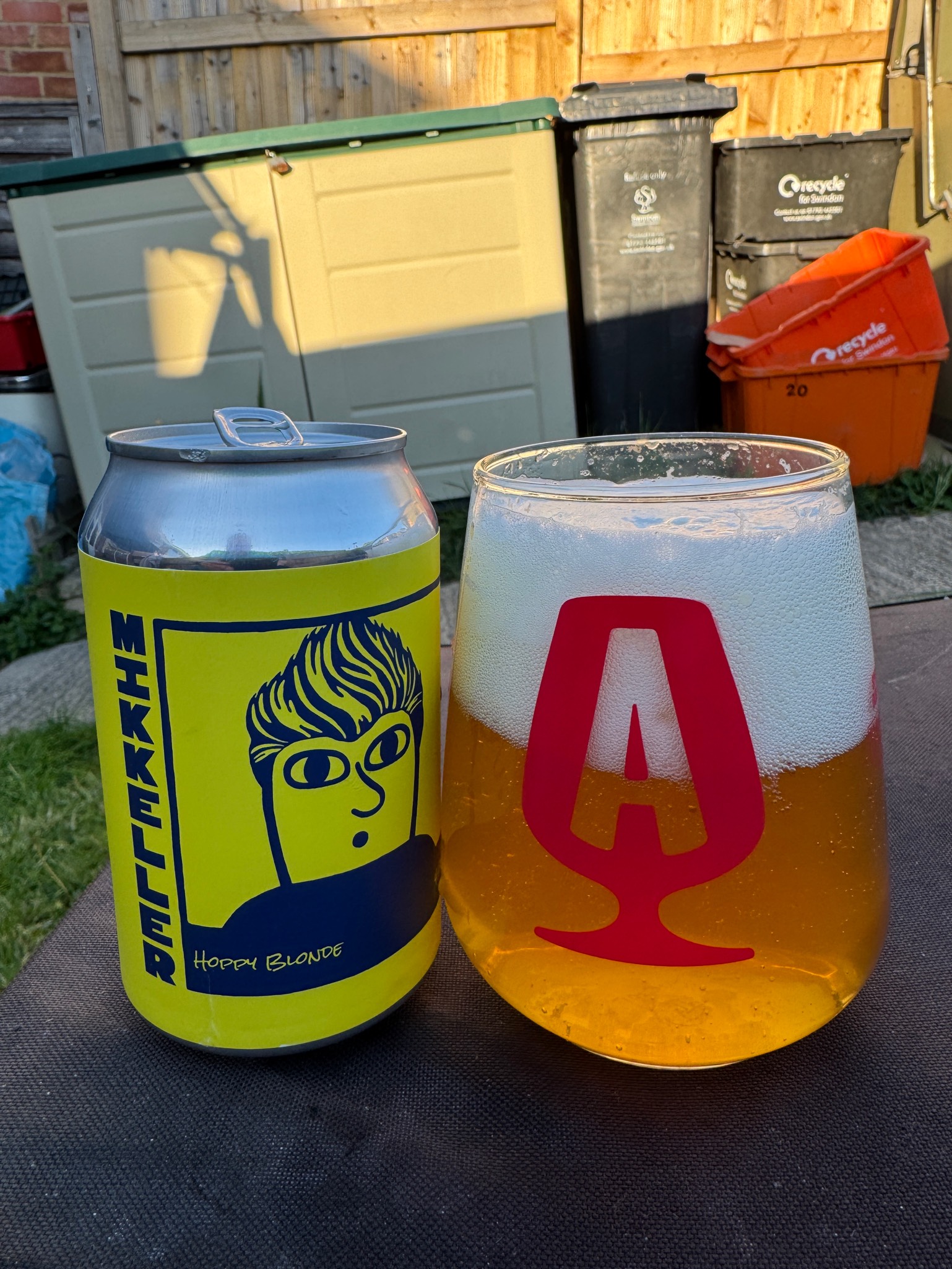 Hoppy Blonde, Denmark